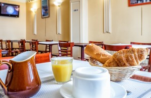 hotel-saint-maurice-lille-petit-dejeuner